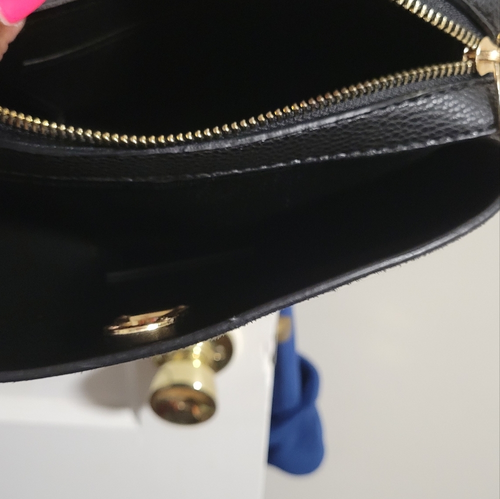 Small Purse - Picture 3 of 3